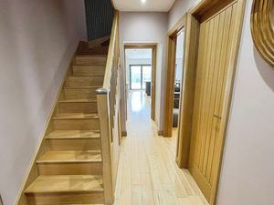 WOOD AVENUE- click for photo gallery